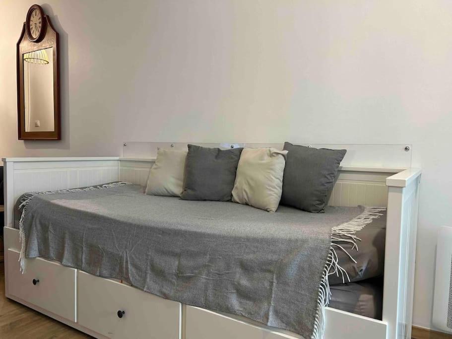 Location Studio, Lyon-La Mulatiere Экстерьер фото